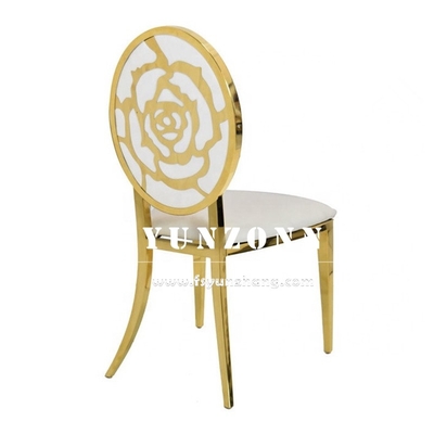 Het gouden Roestvrij staalhuwelijk zit de Koninklijke Huren W49xD53xH94cm van de Huwelijksstoel voor