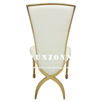 De grote Stoelen van het Luxehuwelijk voor Bruid en Bruidegom de Benen van Chair Cross Back