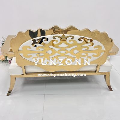 Moderne Europese Design Luxe Sofa met Roestvrijstalen Gouden Frame en 3 Jaar Garantie voor Hotels en Woonkamers