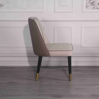 Hoge Elastische Spons Opgevulde de Eetkamerstoelen van de hotel Stevige Houten Achterstoel Pu