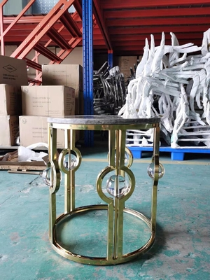 Goud Geplateerd Licht de Luxemetaal Crystal Ball Round Corner Table van de Roestvrij staal Marmeren Zijlijst