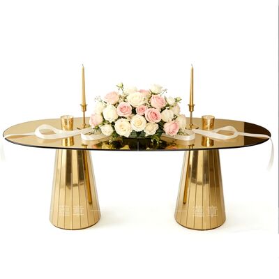 Goede prijs Goud roestvrij staal eetkamer tafel en stoelen Set glas top trouwmeubelen voor hotelgebruik online