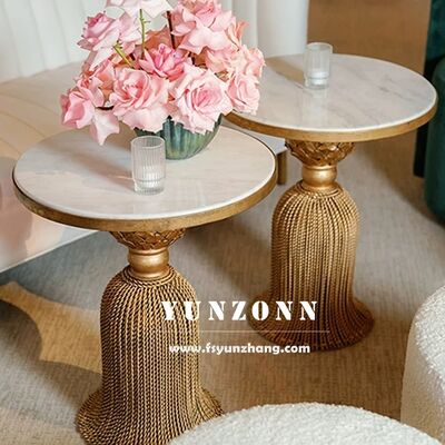 Goede prijs Handgemaakte Modern Royal Design IJzeren Carleton Zijde Tafel Luxueus Pedestal Tassel Decoratief Metalen Meubelen Voor Huisgebruik online