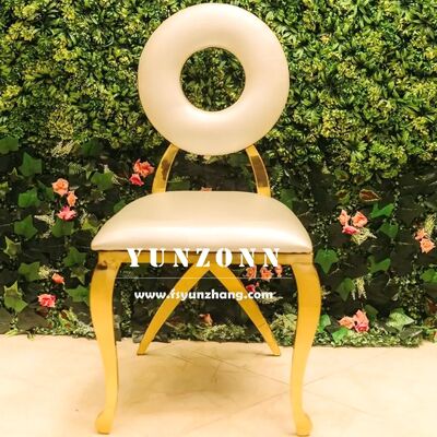 Goede prijs Hoge Kwaliteit Moderne Gouden Eetkamerstoel Ronde Rug met Roestvrij Staal voor Banketten en Restaurants online